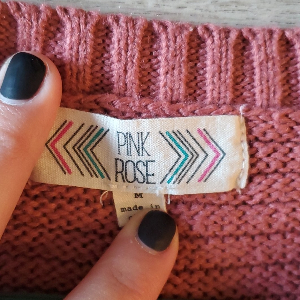 Pink sweater - Picture 2 of 3